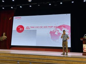 Diễn giả đến từ Trung tâm IoT, VHT