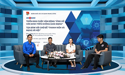 Đông đảo sinh viên Học viện  theo dõi chương trình Livestream: Talkshow “Thanh niên và mạng Xã hội”