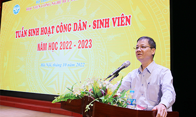 Sinh viên khóa 2022 tham gia “Tuần sinh hoạt công dân – sinh viên”  năm học 2022-2023