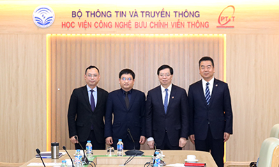 Đoàn cán bộ đại học Thanh Hoa (Trung Quốc) thăm và làm việc tại  Học viện Công nghệ Bưu chính Viễn thông