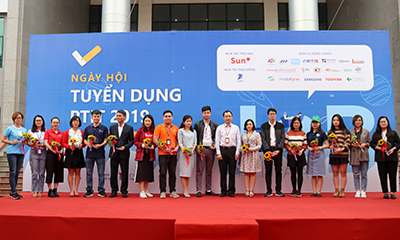 20 công ty lớn quy tụ trong ngày hội việc làm PTIT Job Fair 2019