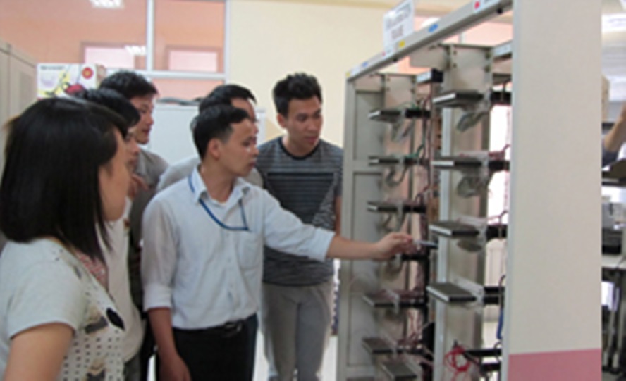 Thành lập khoa Đa phương tiện Multimedia