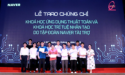 NAVER Việt Nam trao học bổng và chứng chỉ các khóa học cho sinh viên Học viện Công nghệ Bưu chính Viễn thông