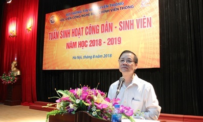 Sinh viên khoa 2018 tham gia  “Tuần sinh hoạt công dan – sinh viên”