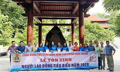 Công đoàn Học viện Công nghệ Bưu chính Viễn thông tổ chức Lễ tôn vinh “Người lao động tiêu biểu” năm 2020