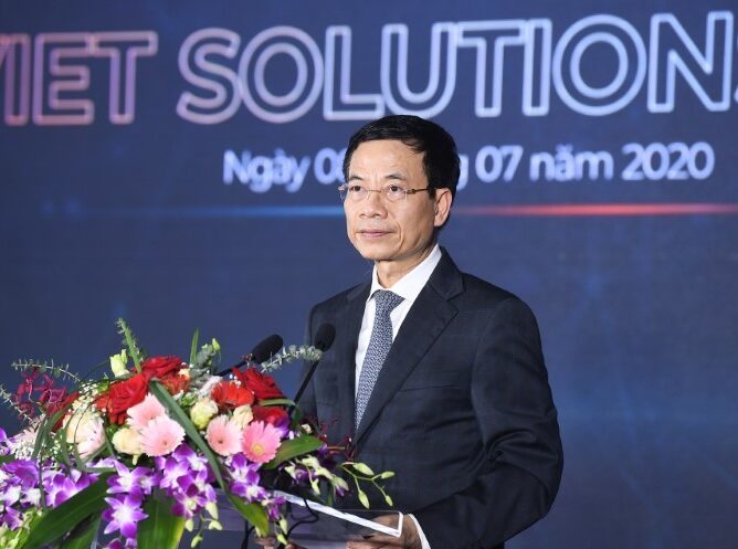 Toàn văn phát biểu của Bộ trưởng Nguyễn Mạnh Hùng tại lễ phát động Viet Solutions 2020