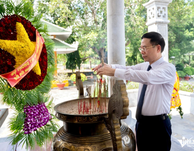 Ngành Thông tin và Truyền thông “làm một việc như là bình thường nhưng ý nghĩa thì thật lớn lao”