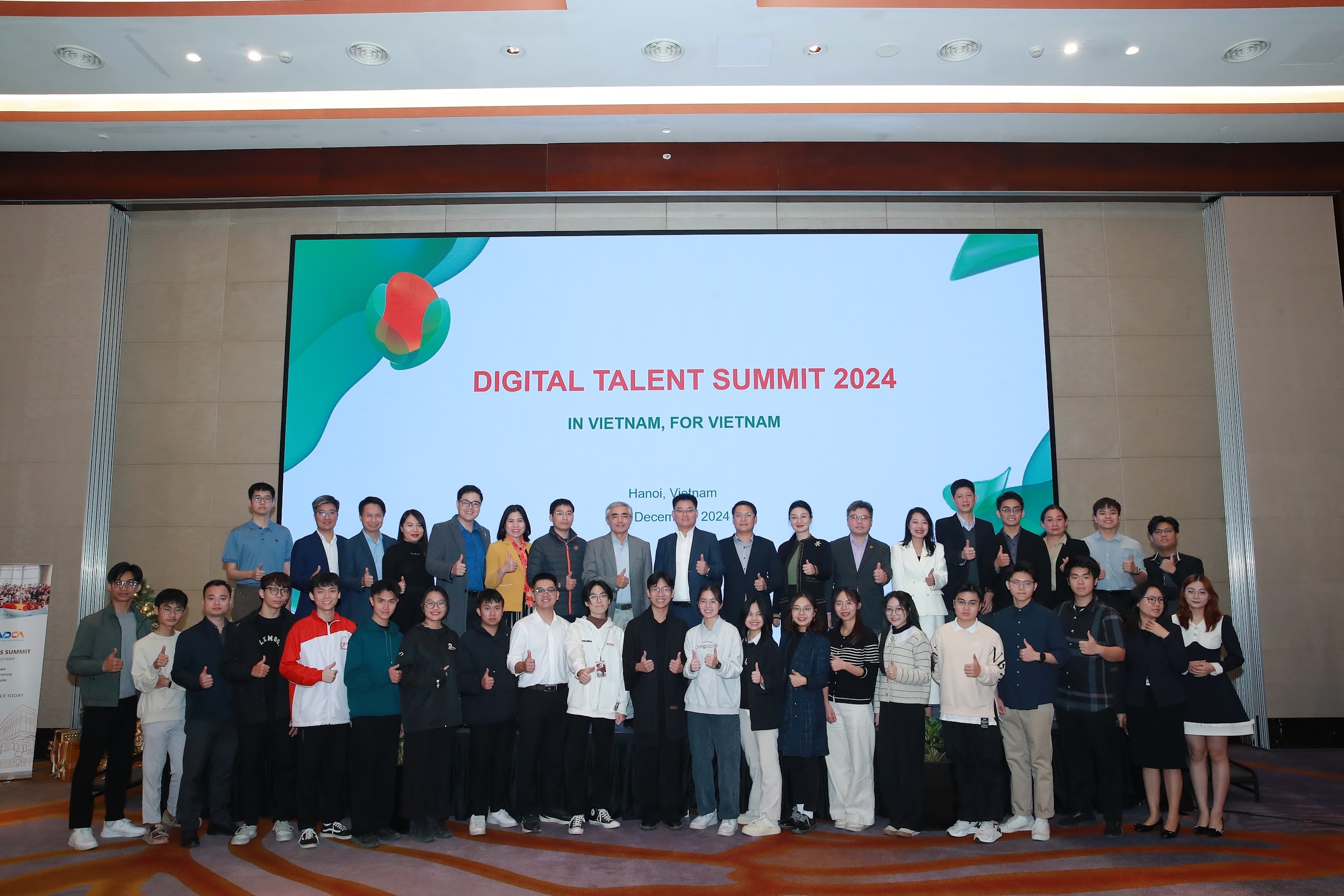 Sinh viên Học viện Công nghệ Bưu chính Viễn thông “thắng” lớn tại Digital Talents Summit 2024