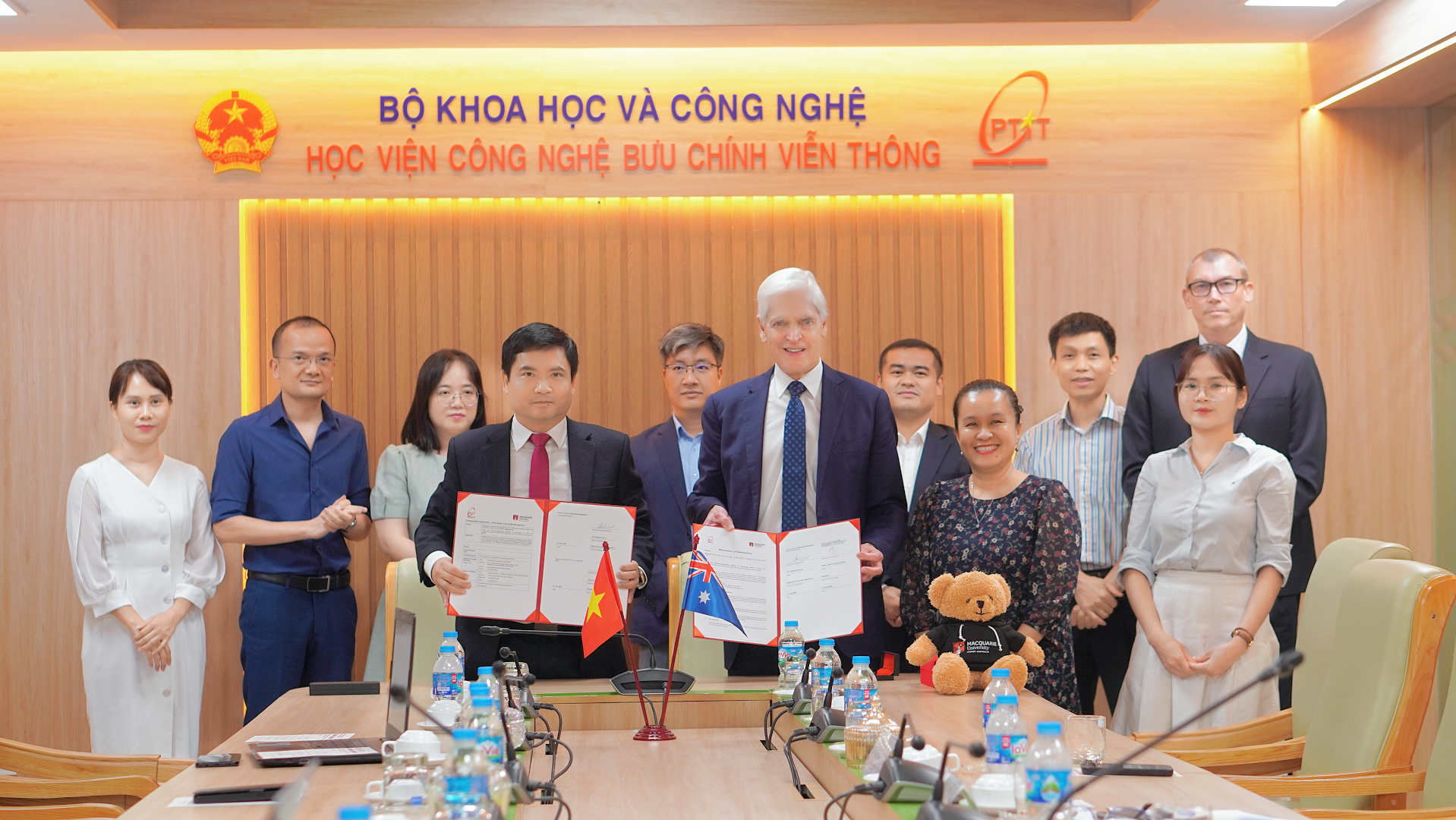 Học viện Công nghệ Bưu chính Viễn thông ký thỏa thuận hợp tác với Đại học Macquarie (Úc)