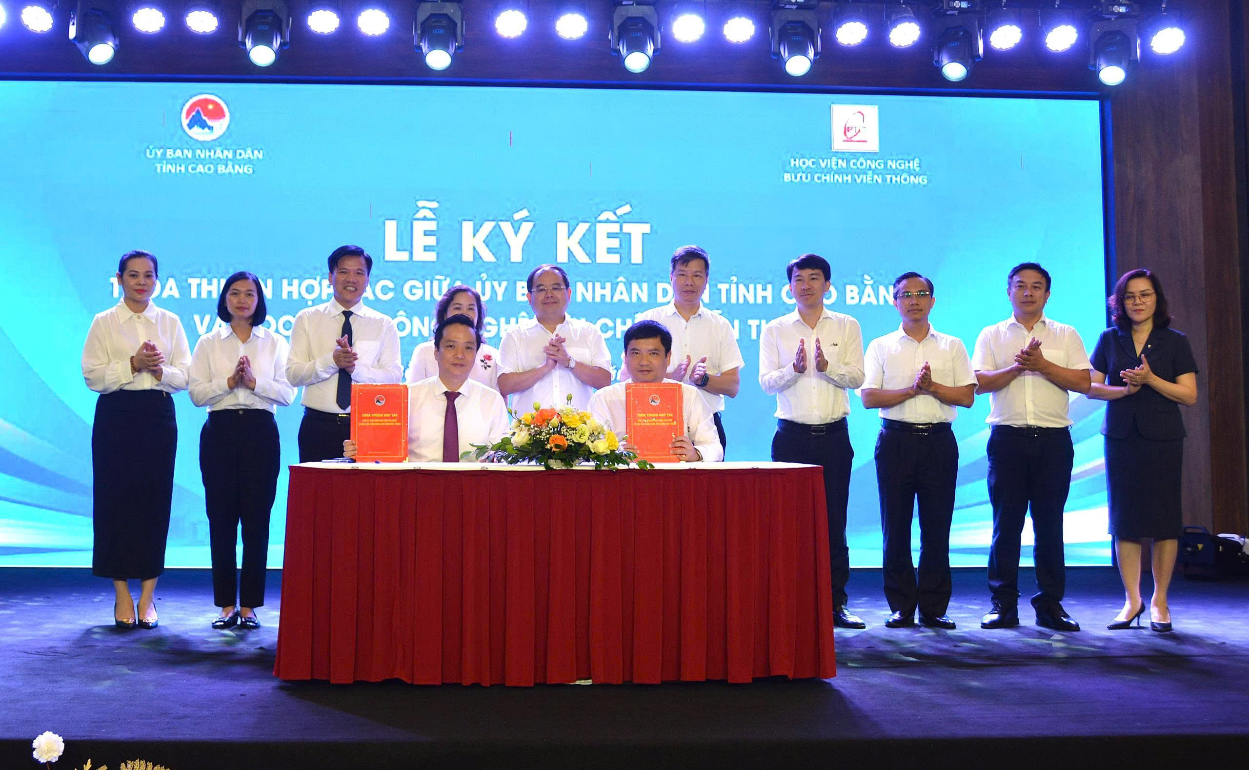 UBND tỉnh Cao Bằng và Học viện Công nghệ Bưu chính Viễn thông ký kết hợp tác nghiên cứu khoa học, đào tạo, bồi dưỡng nâng cao chất lượng nguồn nhân lực