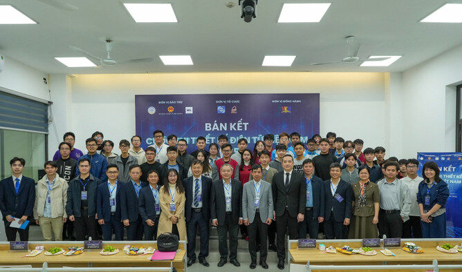 Khởi tranh vòng bán kết “Cuộc thi Thiết kế Điện tử Việt Nam 2025” tại PTIT