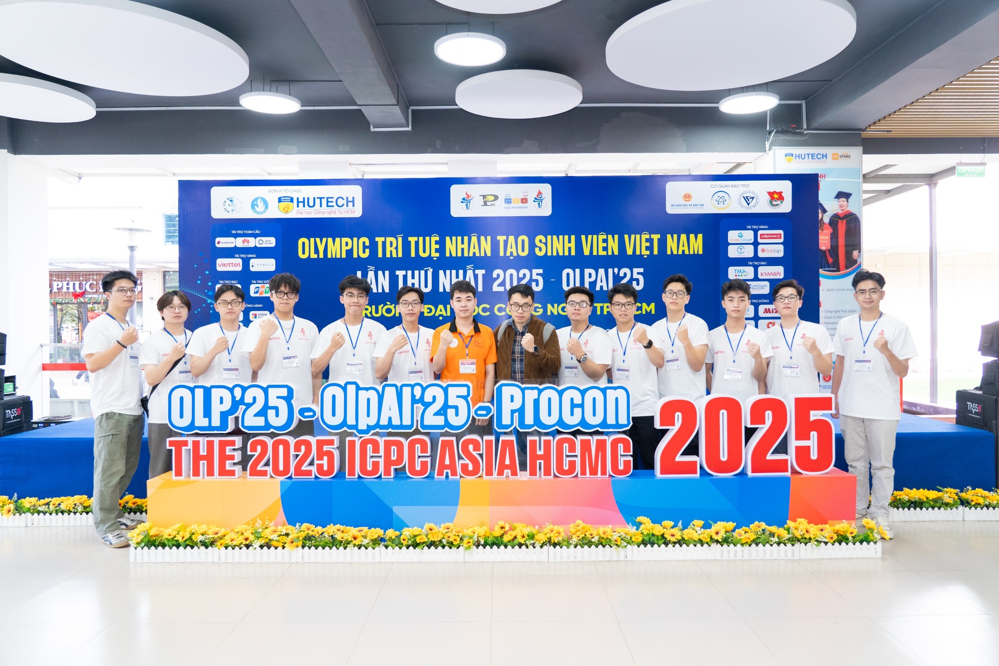 ĐỘI TUYỂN PTIT CHAMPION’S CREED – GIÀNH GIẢI NHẤT KHỐI THI PROCON TẠI OLYMPIC TIN HỌC SINH VIÊN VIỆT NAM LẦN THỨ 34