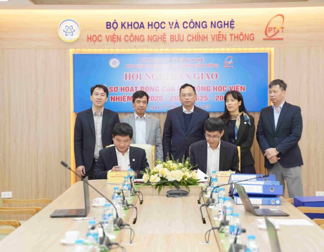 HỌC VIỆN CÔNG NGHỆ BƯU CHÍNH VIỄN THÔNG TỔ CHỨC HỘI NGHỊ BÀN GIAO HỒ SƠ, TÀI LIỆU HOẠT ĐỘNG CỦA HỘI ĐỒNG HỌC VIỆN