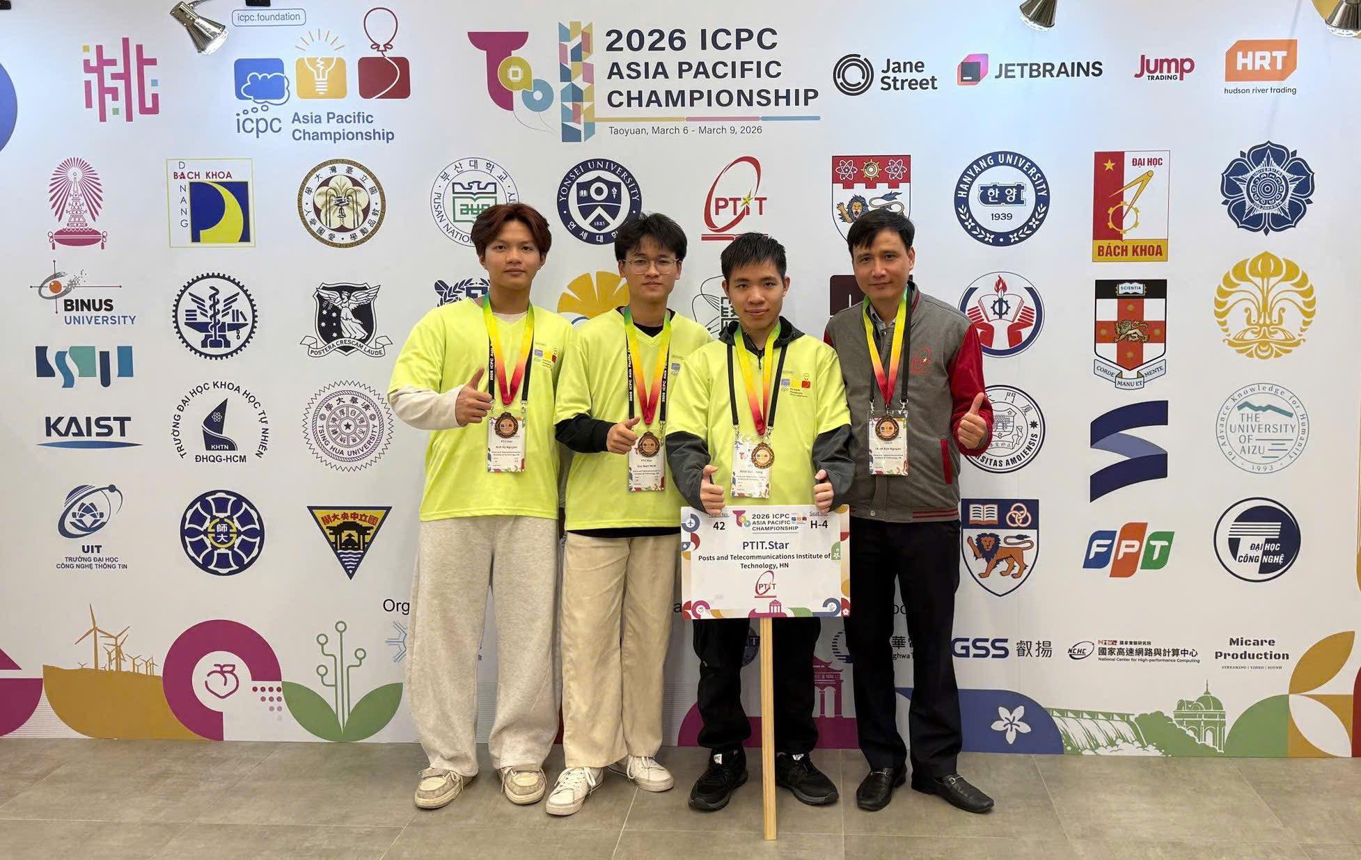 Sinh viên Học viện Công nghệ Bưu chính Viễn thông giành Huy chương Đồng tại Chung kết ICPC Châu Á – Thái Bình Dương 2026