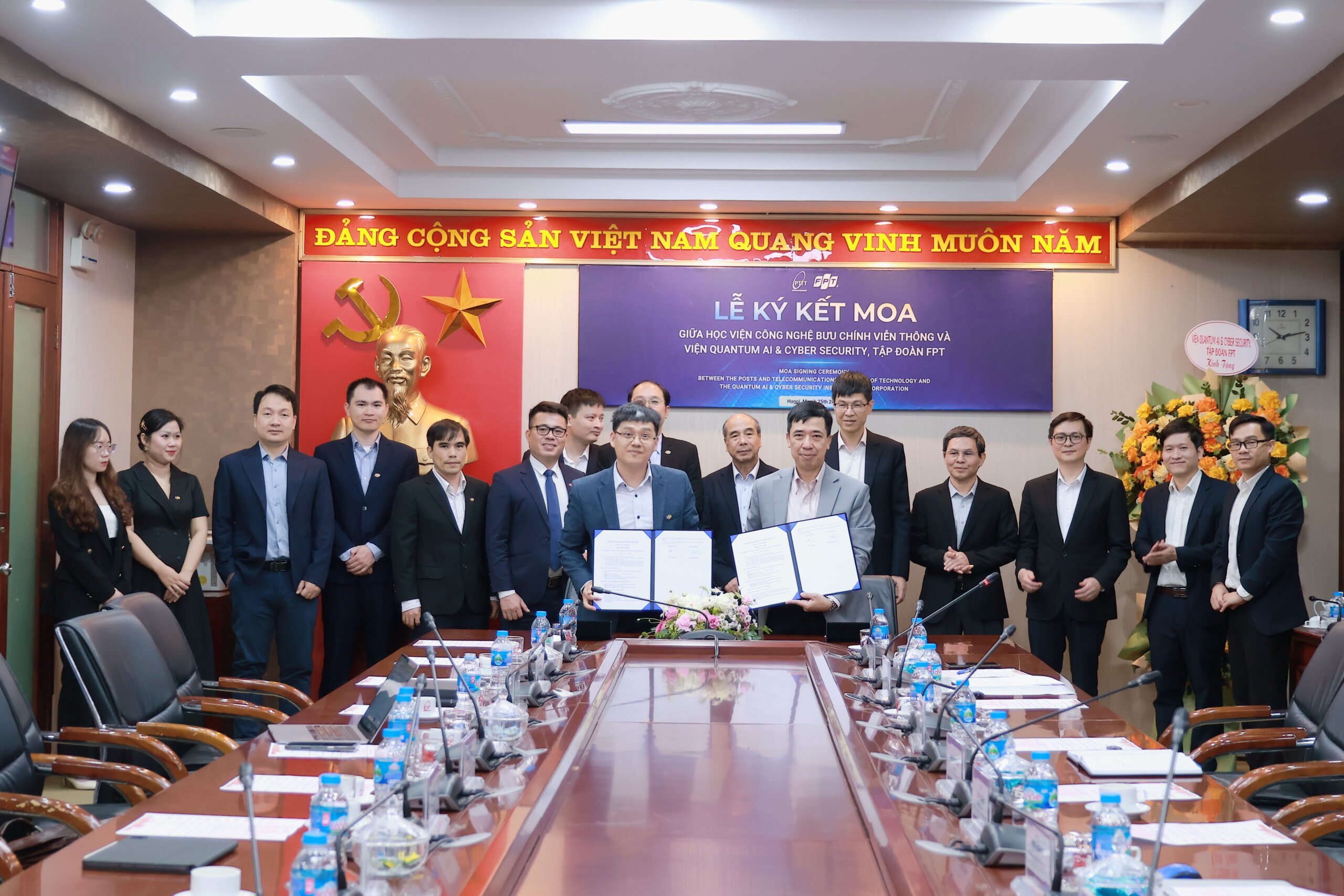 Học viện Công nghệ Bưu chính Viễn thông và Viện QACI Tập đoàn FPT ký kết hợp tác đào tạo, nghiên cứu công nghệ cao