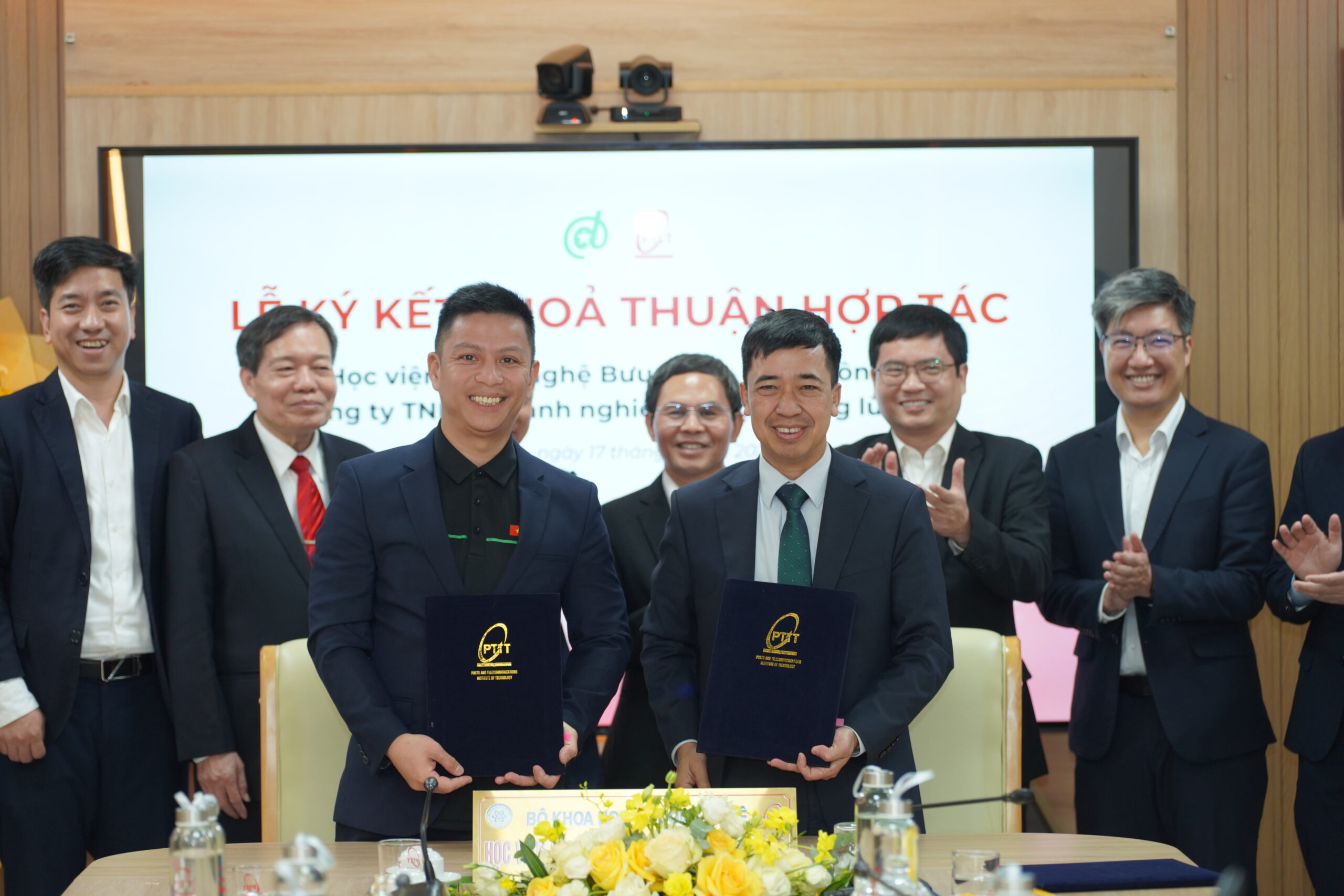 PTIT KÝ KẾT HỢP TÁC VỚI DOANH NGHIỆP XÃ HỘI CHỐNG LỪA ĐẢO: TĂNG CƯỜNG ĐÀO TẠO GẮN VỚI THỰC TIỄN AN NINH MẠNG