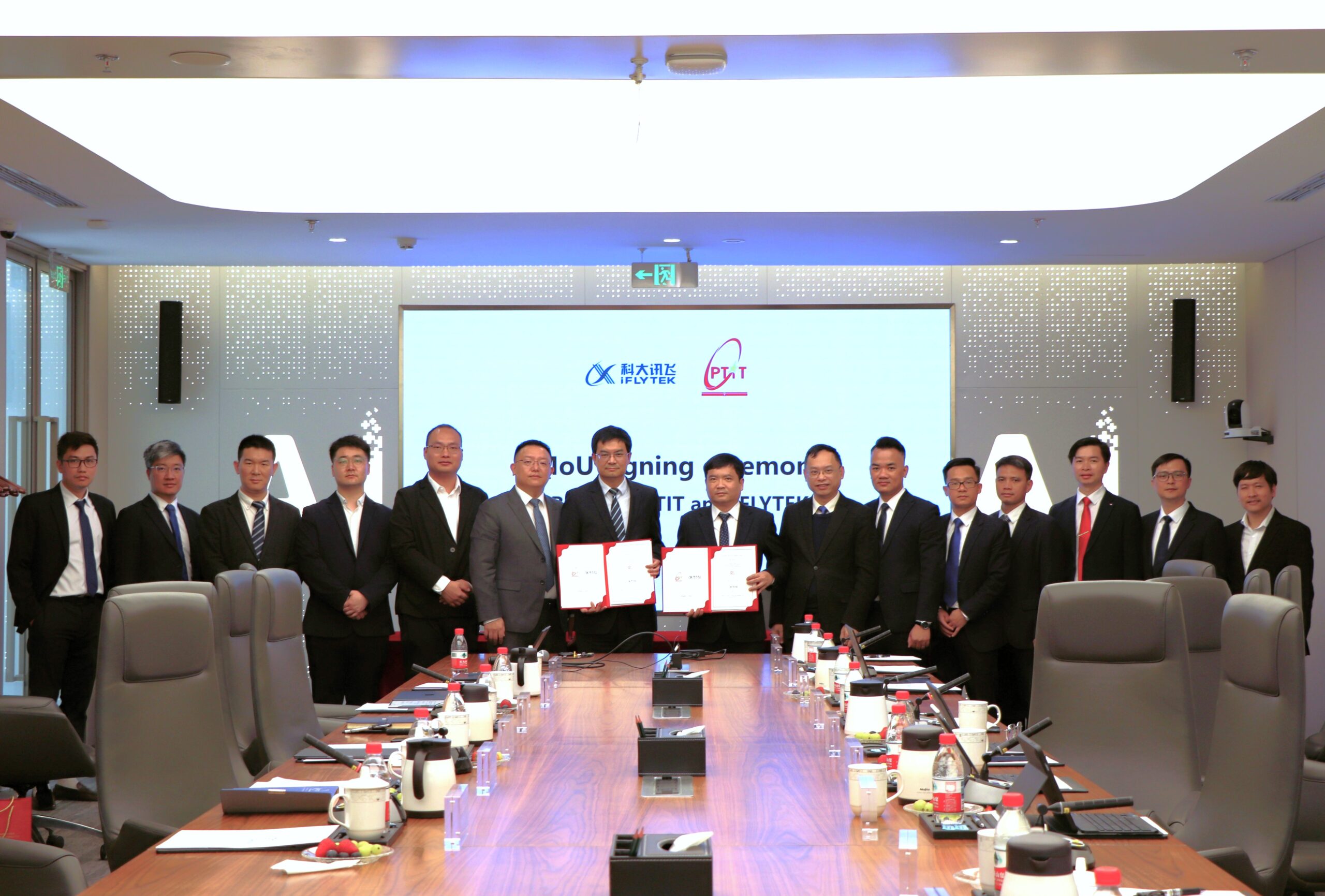 PTIT – Công ty iFLYTEK (Trung Quốc) ký kết Biên bản ghi nhớ hợp tác, thúc đẩy ứng dụng AI trong giáo dục