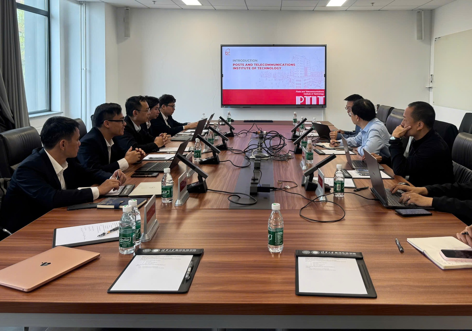 PTIT hợp tác với Đại học Thanh Hoa trong nghiên cứu ứng dụng AI và Digital Twin trong thiết kế vi mạch