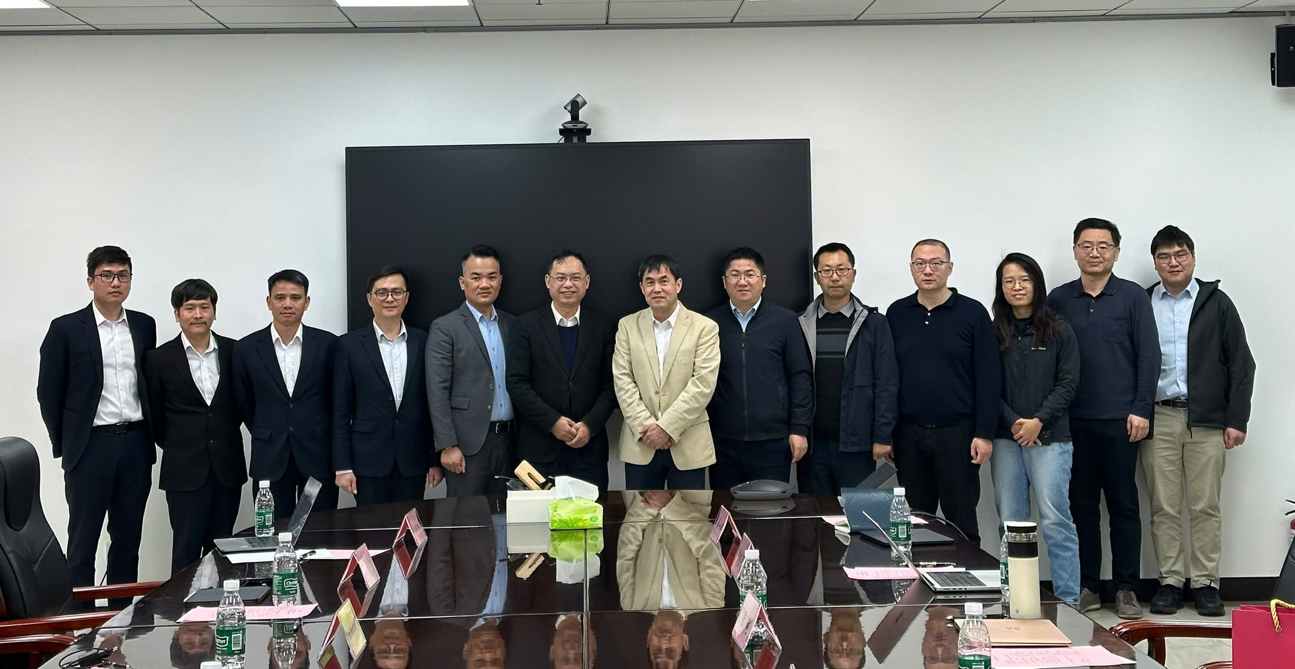 PTIT tăng cường hợp tác học thuật với Viện Khoa học Mạng và Không gian số, Đại học Thanh Hoa (Trung Quốc)