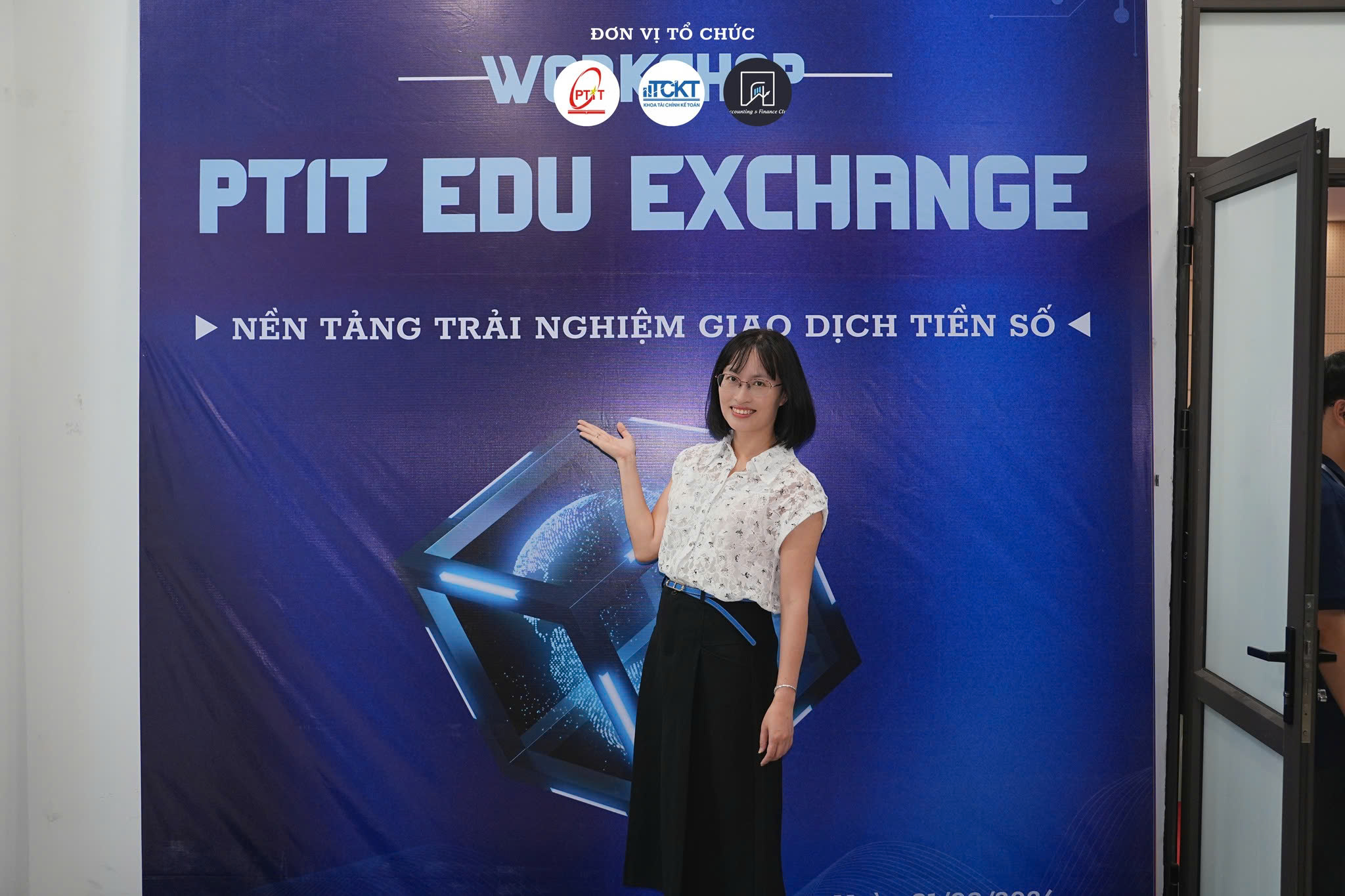 PGS.TS Đặng Thị Việt Đức – Người kết nối Tài chính với Công nghệ