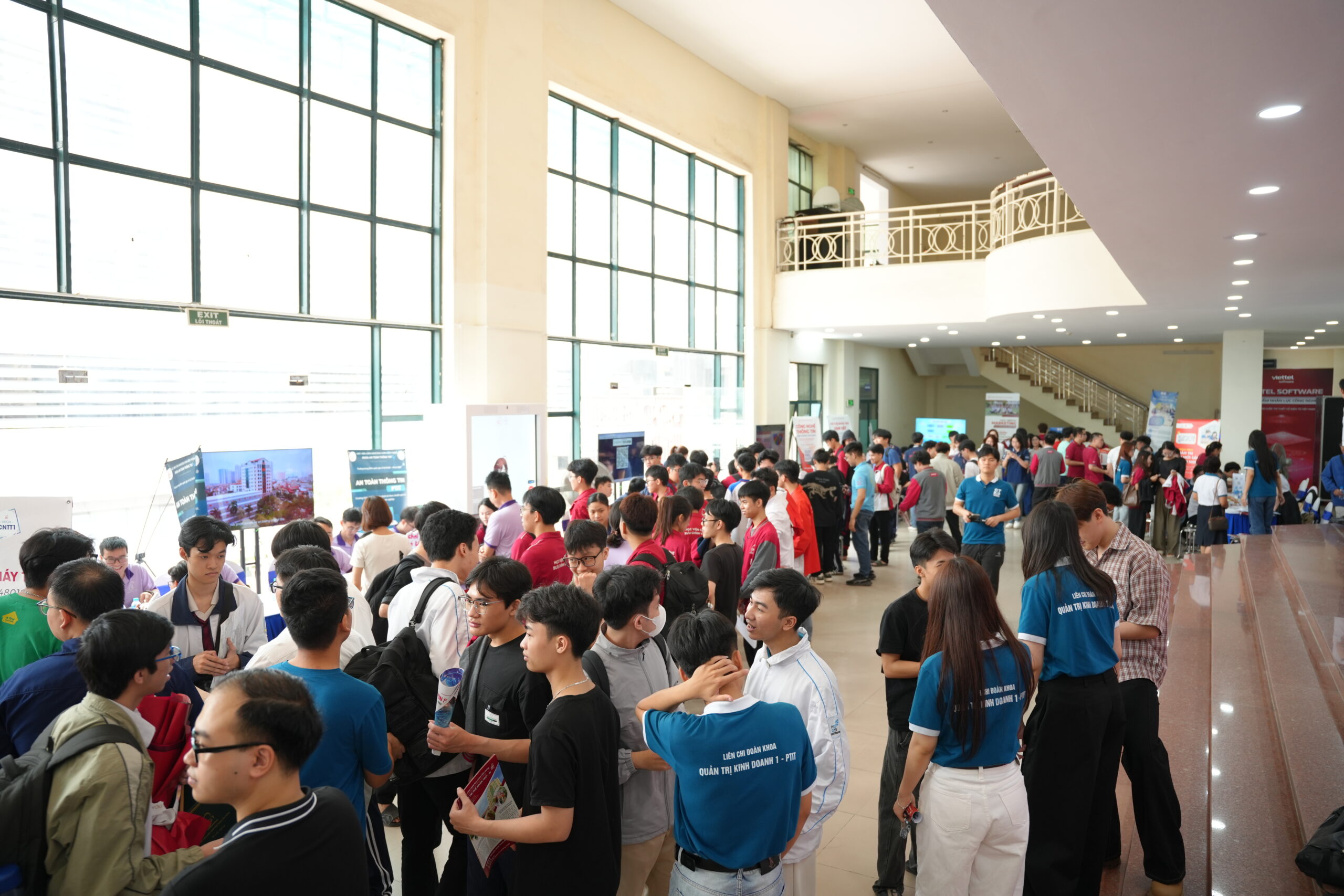 Học viện Công nghệ Bưu chính Viễn thông giới thiệu loạt ngành học mới theo xu thế công nghệ số tại PTIT Open Day 2026