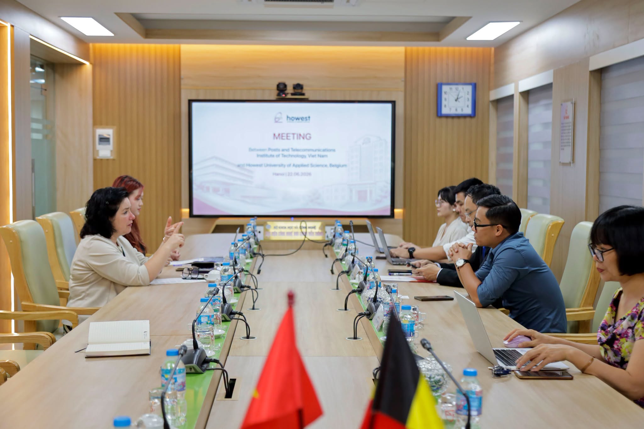 Học viện Công nghệ Bưu chính Viễn thông và Đại học Khoa học ứng dụng Howest (Vương quốc Bỉ) mở rộng hợp tác trong các lĩnh vực công nghệ sáng tạo