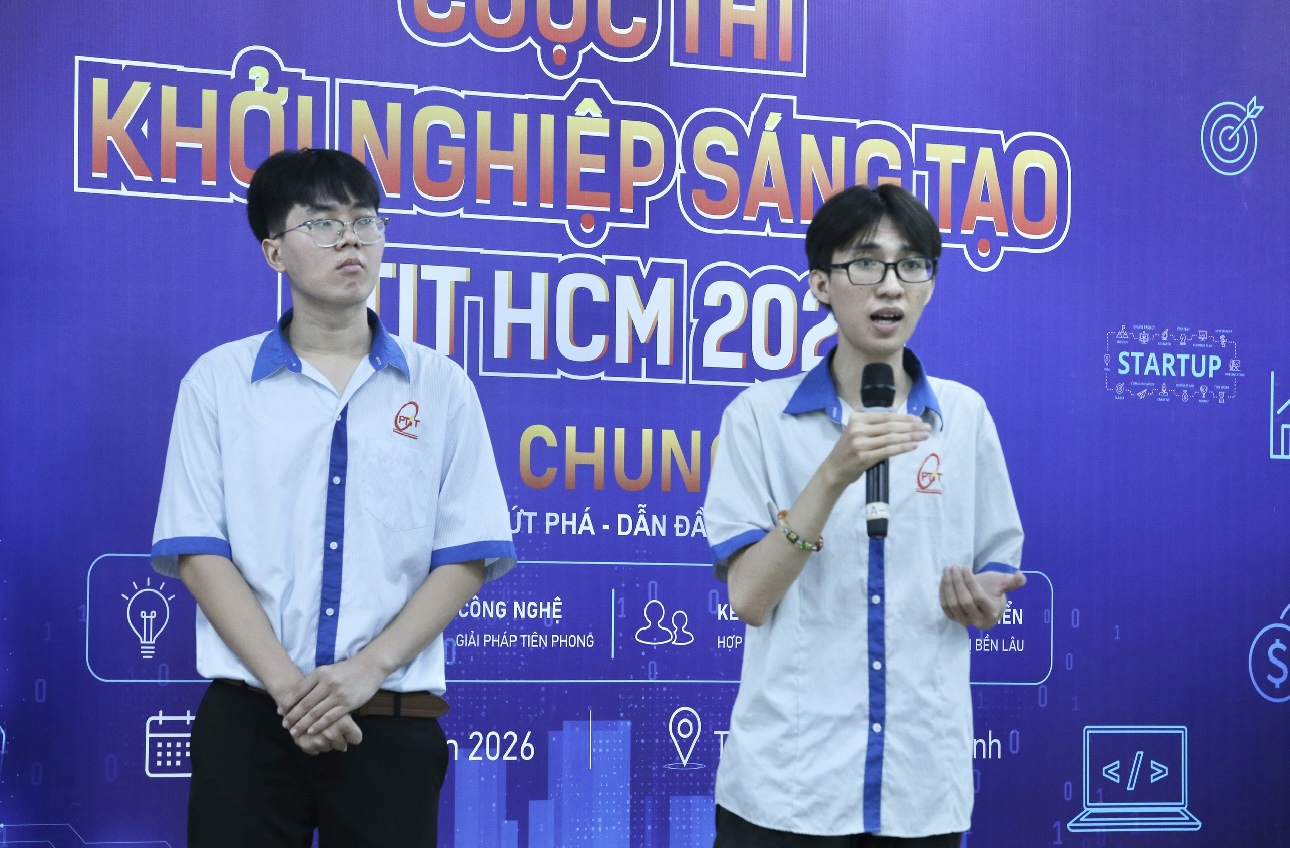 Sinh viên sáng tạo nền tảng AI tận dụng ghế trống, xe rỗng giảm chi phí vận tải