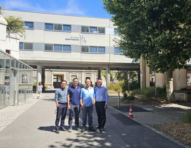 PTIT thúc đẩy hợp tác nghiên cứu với Đại học Grenoble Alpes trong lĩnh vực AI và tự động hóa
