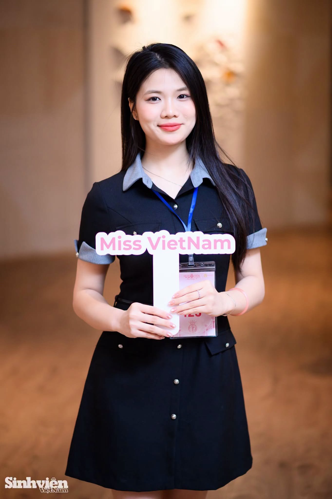 Nữ sinh Học viện Công nghệ Bưu chính Viễn thông: ‘Đừng đợi đủ giỏi mới bắt đầu’