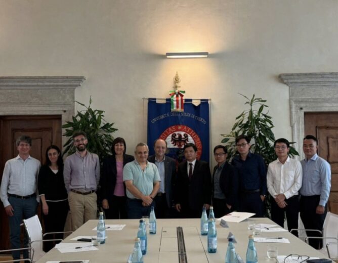 PTIT thúc đẩy hợp tác với Đại học Trento (Ý) trong đào tạo, nghiên cứu AI và đổi mới sáng tạo