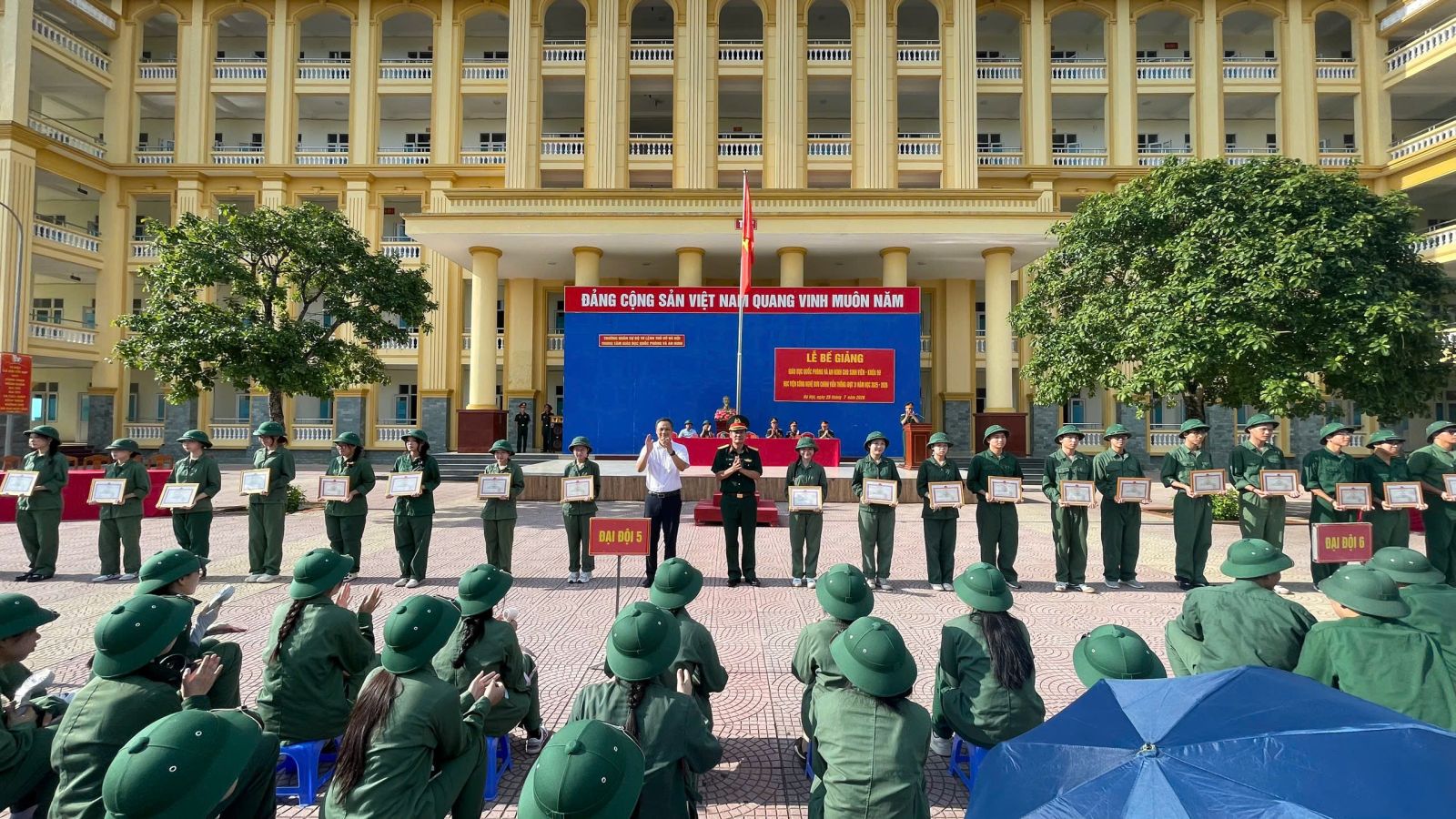 1.534 sinh viên Học viện Công nghệ Bưu chính Viễn thông hoàn thành khóa học Giáo dục Quốc phòng và An ninh năm 2026
