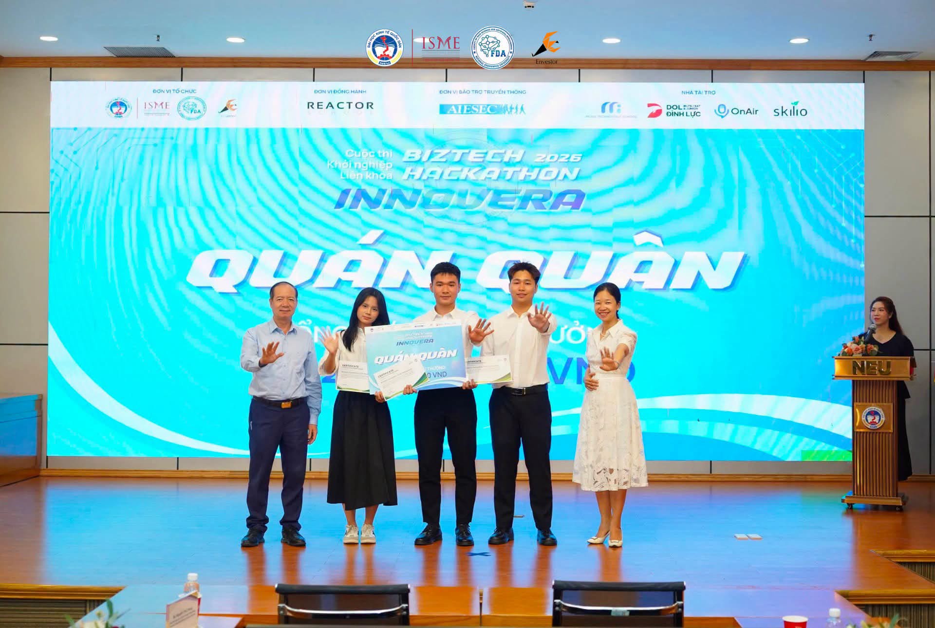 Sinh viên FinTech PTIT giành Quán quân BizTech Hackathon 2026 với giải pháp AI hỗ trợ người cao tuổi