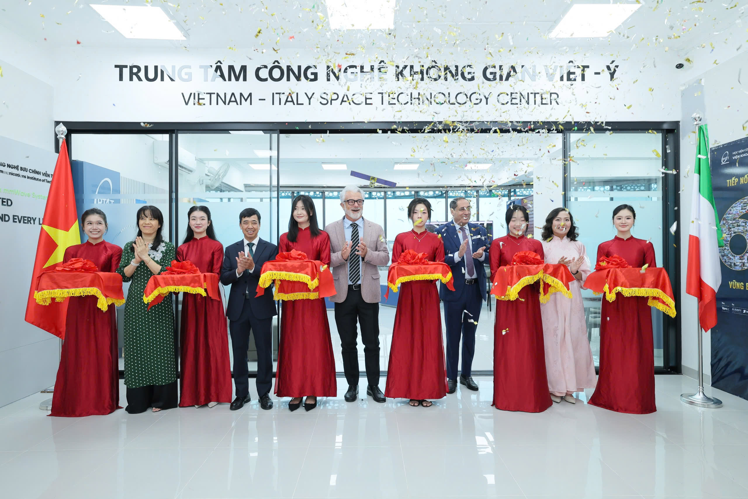 Học viện Công nghệ Bưu chính Viễn thông và Tập đoàn Temix thành lập Trung tâm Công nghệ Không gian Việt Nam – Italia