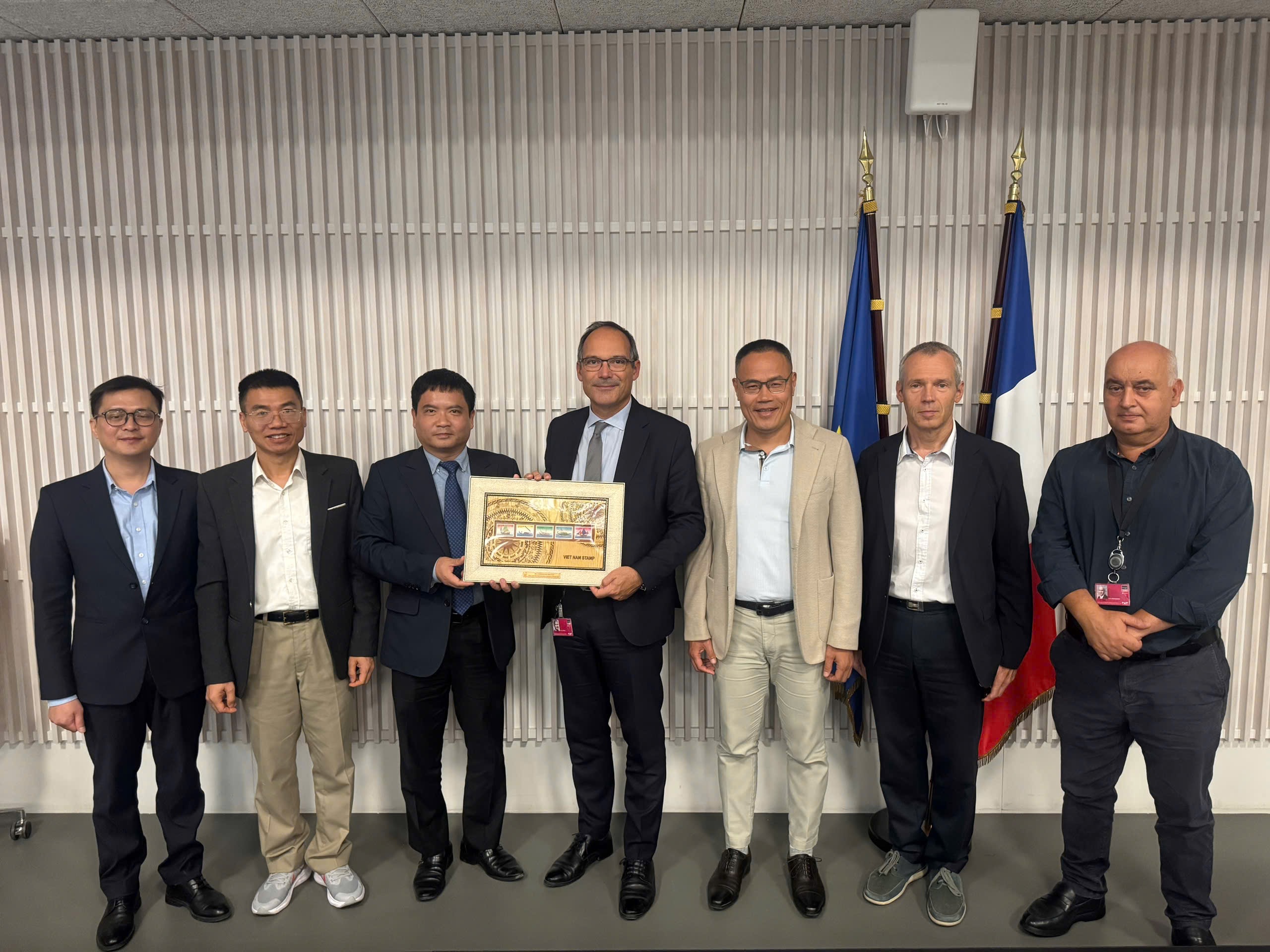 Học viện Công nghệ Bưu chính Viễn thông và Télécom Paris thúc đẩy hợp tác nghiên cứu, đào tạo trong AI và Công nghệ số