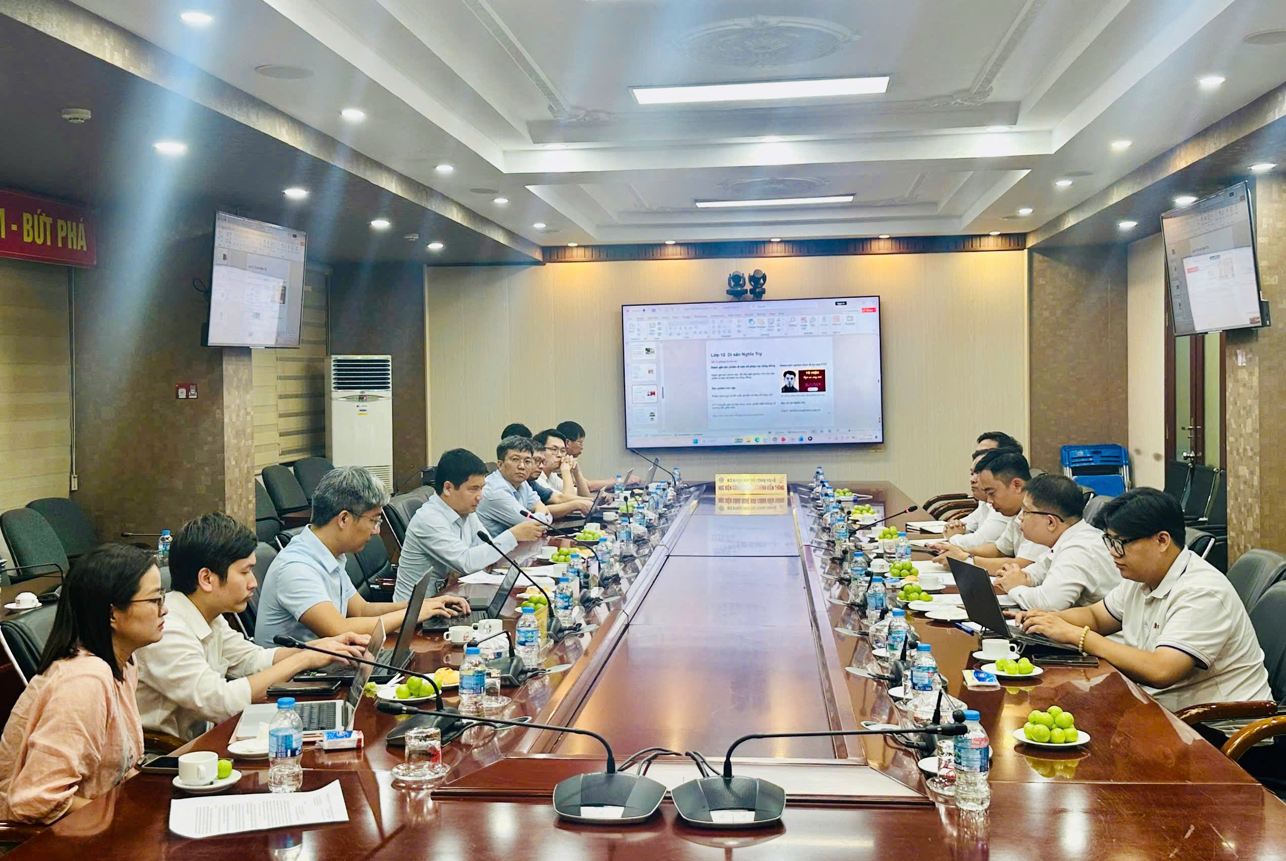Học viện Công nghệ Bưu chính Viễn thông làm việc với Tập đoàn Đèo Cả
